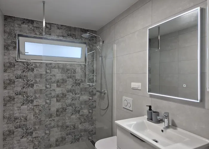 Natalija Adriatic 2 Apartman Krk Town